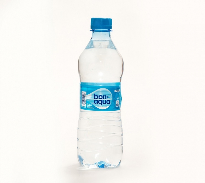 Бутылка воды 0 5 л. Вода Bonaqua негазированная 0.5. Бонаква 0.5л негазированная. Вода питьевая Бонаква негаз., 5л. Вода Bonaqua негазированная 0.5л.